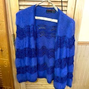 Women’s sweater
